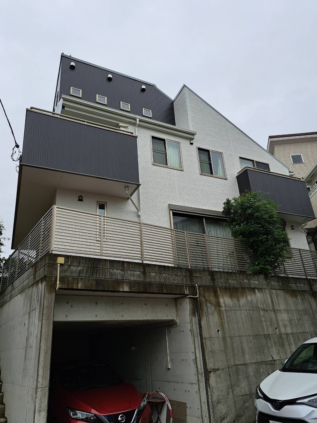 横浜市旭区 O様邸の屋根及び外壁塗装が完了しました！