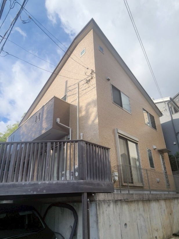 横浜市港南区 N様邸の屋根及び外壁塗装工事が完了しました!