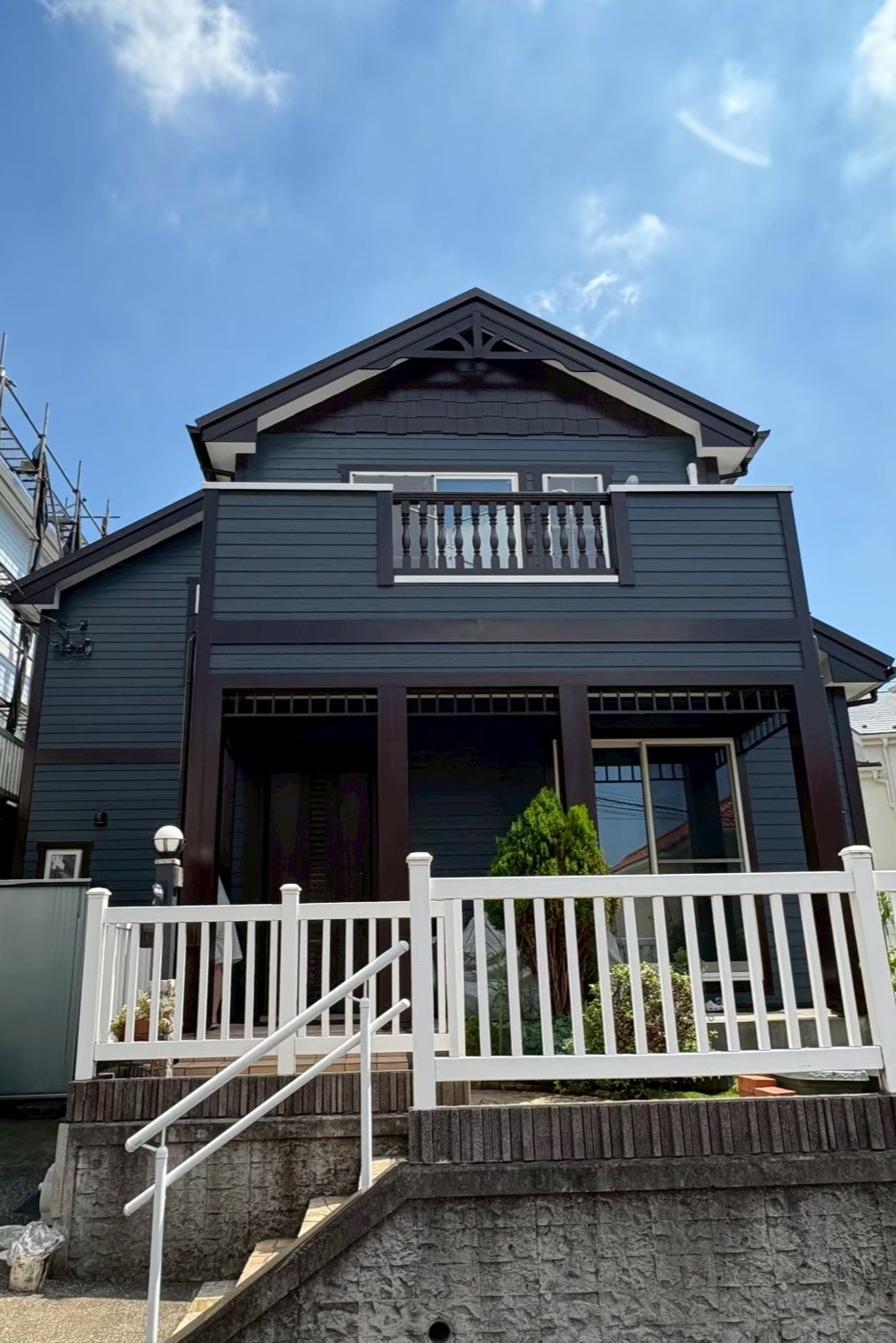 横浜市栄区 N様邸の屋根カバー工法及び外壁塗装工事が完了しました!