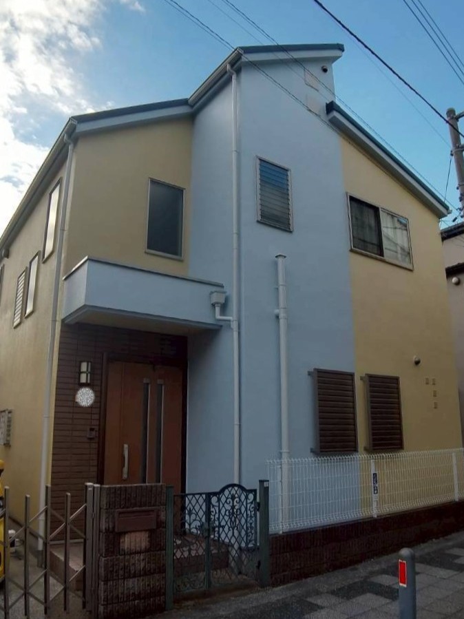 横浜市港南区 S様邸の屋根カバー工法及び外壁塗装工事が完了しました!