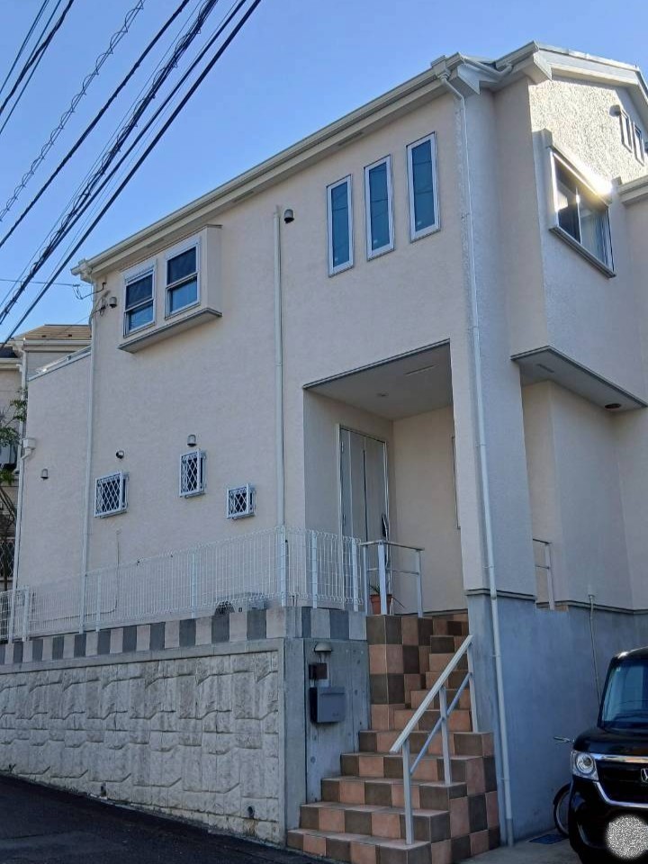 横浜市旭区 M様邸の屋根及び外壁塗装工事が完了しました!