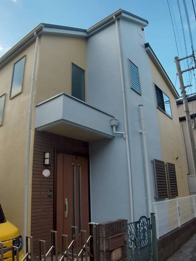 横浜市港南区 S様邸の屋根カバー工法及び外壁塗装工事が完了しました！