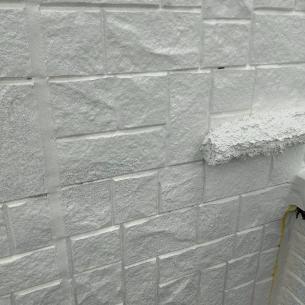 外壁の中塗り（PX-701）