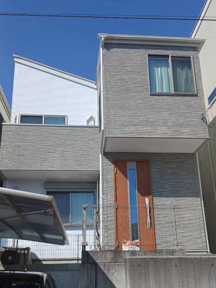 横浜市港南区 屋根及び外壁塗装工事が完了しました！