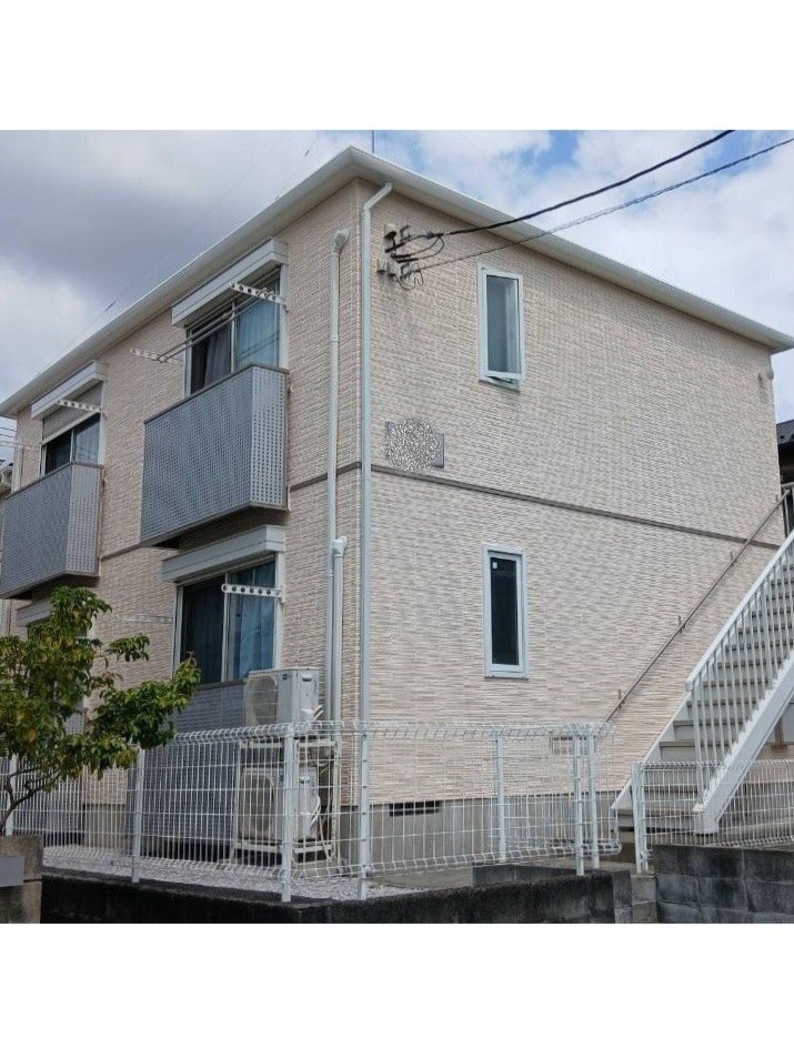 横浜市戸塚区 アパートの屋根及び外壁塗装工事が完了しました!
