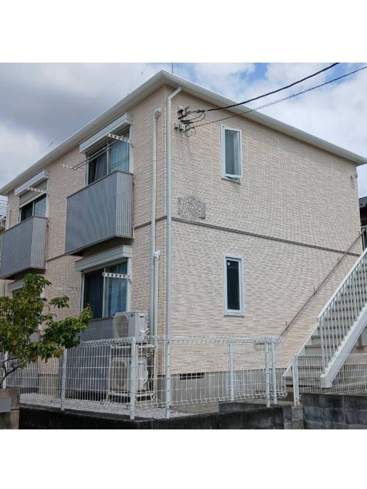 横浜市戸塚区 アパートの屋根及び外壁塗装工事が完了しました!